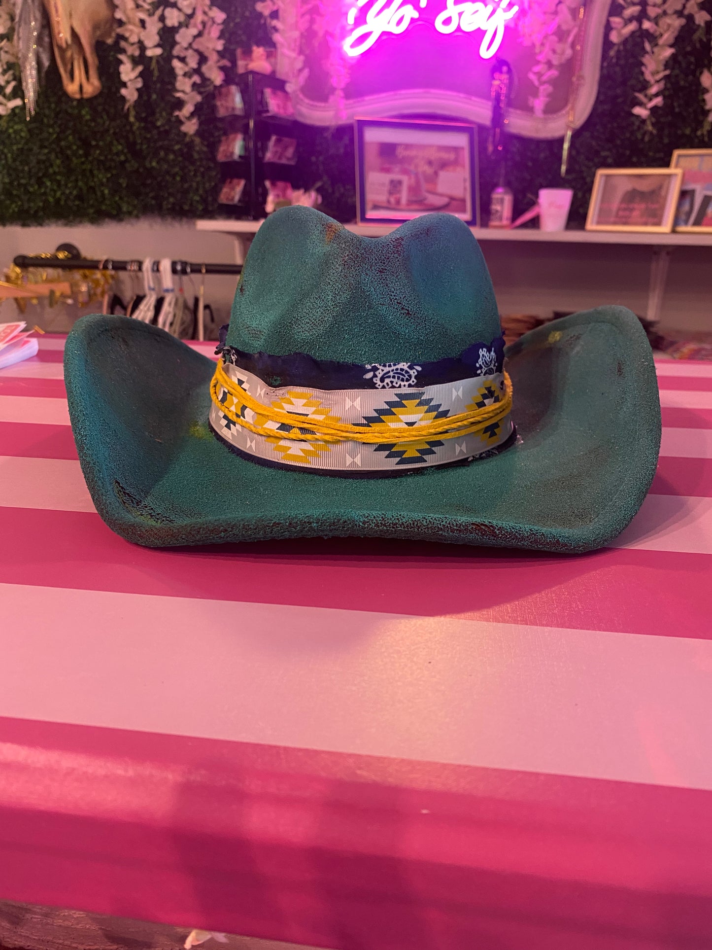 Custom Brim 676