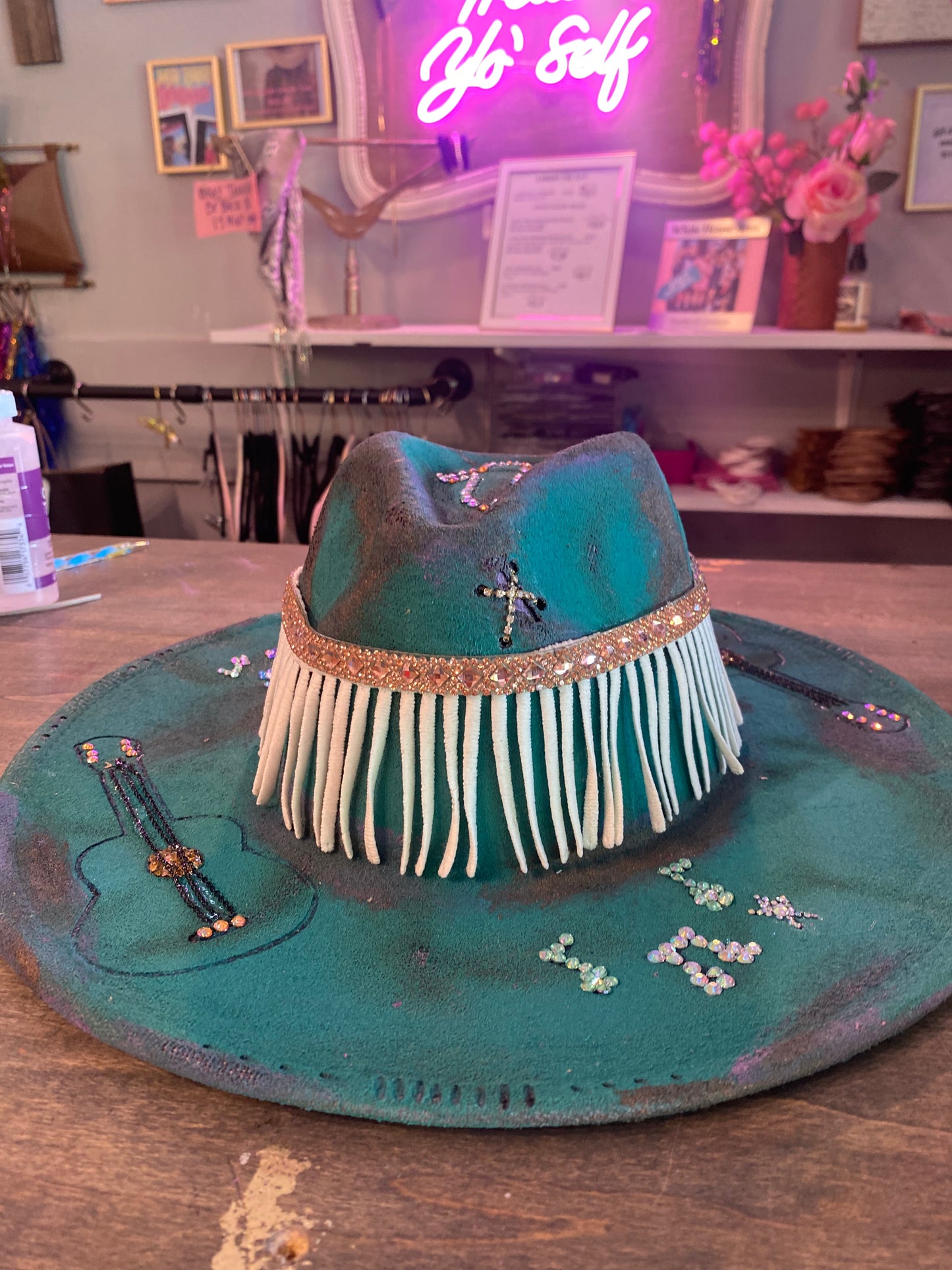 Custom Brim 44478
