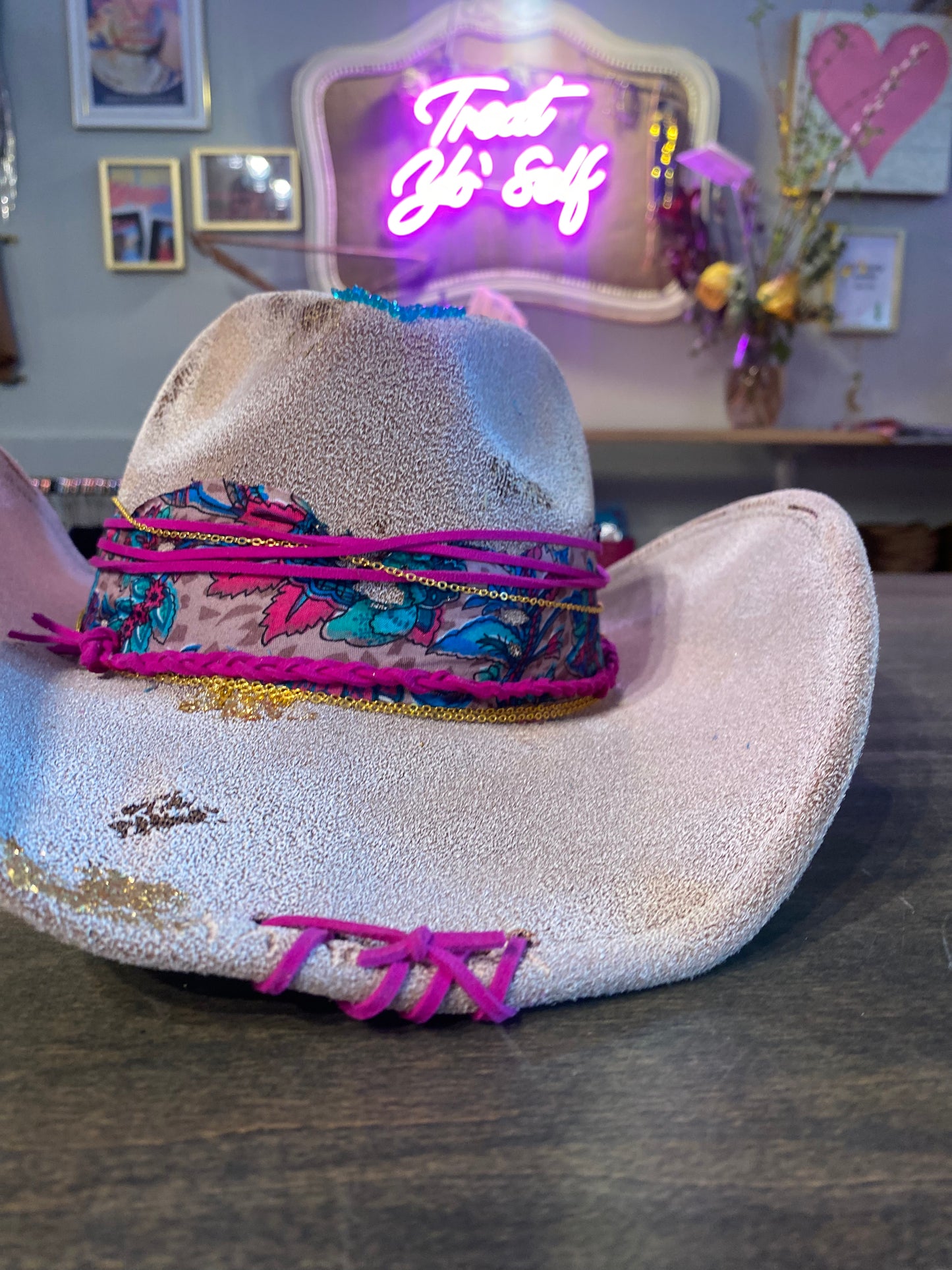 Custom Brim16
