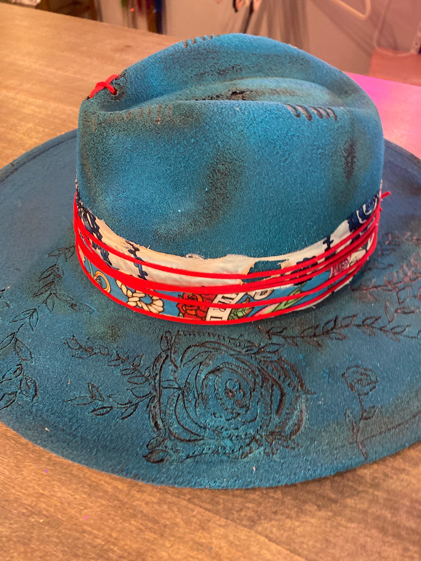 Custom Brim Pinup