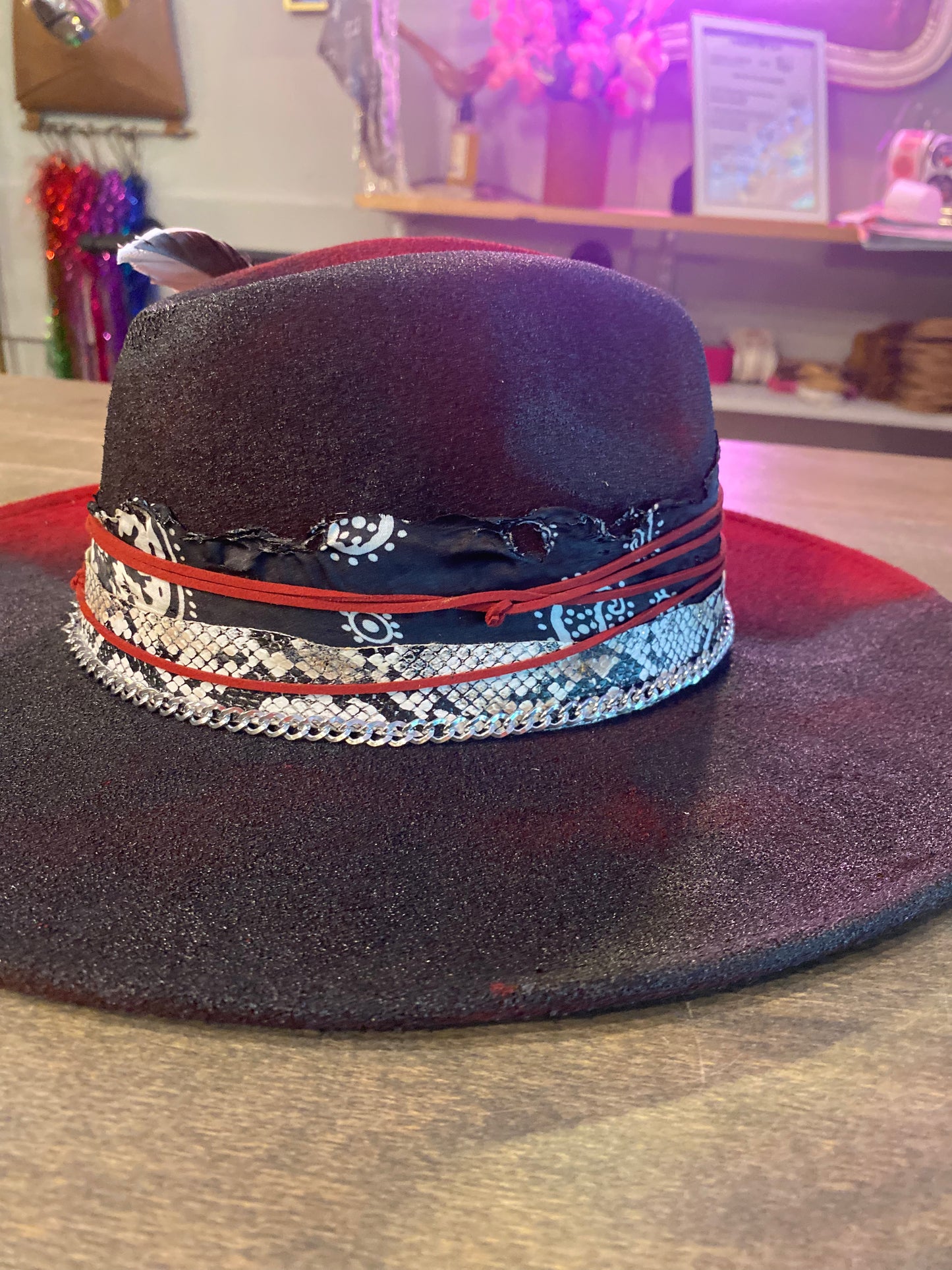Custom Brim 8888